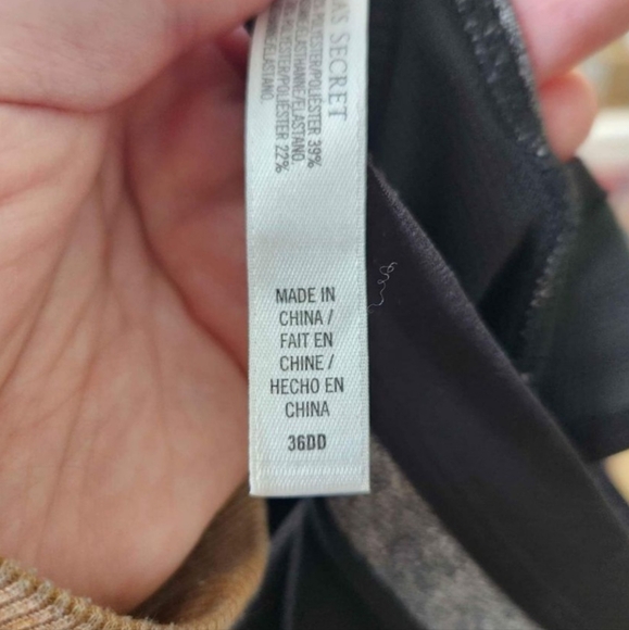 Victoria Secret Sports Bra - Picture 3 of 3